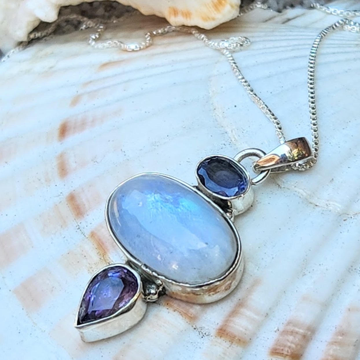 CALMING MOON - 925 MOONSTONE / IOLITE  / AMETHYST NECKLACE