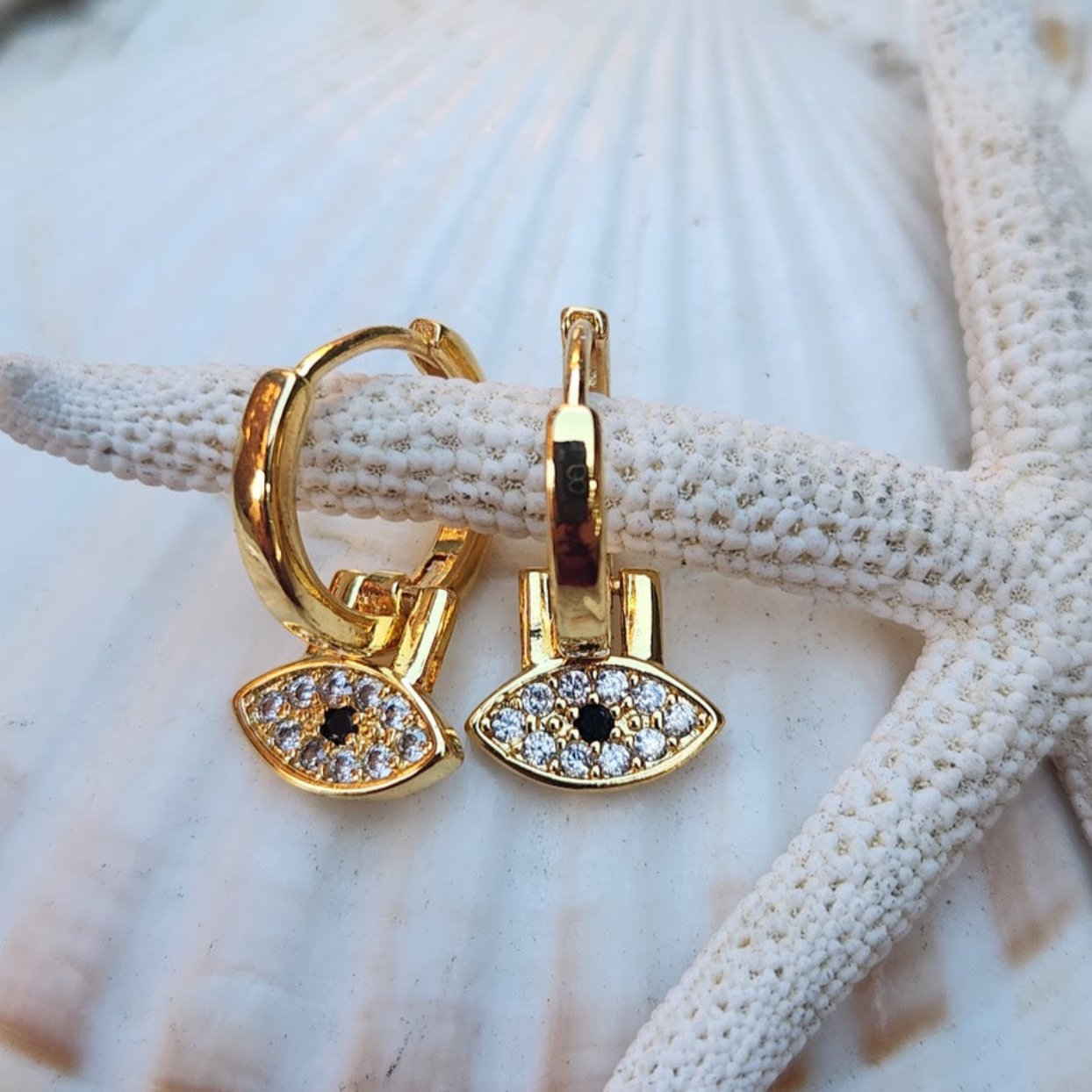 WATERPROOF 18K HUGGIE GOLD EARRINGS www.beachboho
