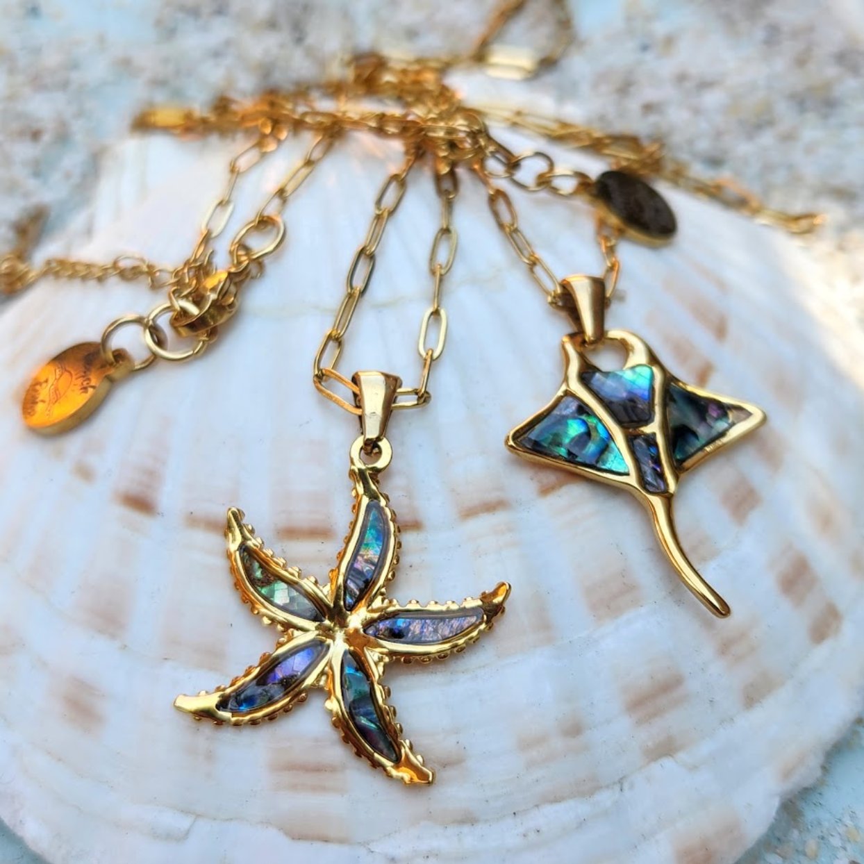 MANTRA RAY OR STAR FISH - 18K GOLD WATERPROOF  PAUA SHELL