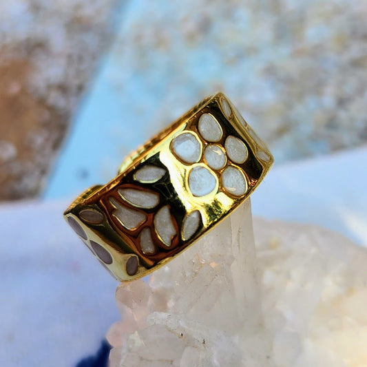 MOTHER OF PEARL - FLOWER GOLD PLATED 925 ADJUSTABLE RING - Premium Rings from www.beachboho.com.au - Just $50! Shop now at www.beachboho.com.au
