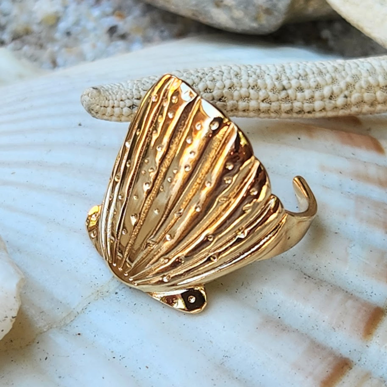 SEA SHELL  - ADJUSTABLE WATERPROOF 18K GOLD RING