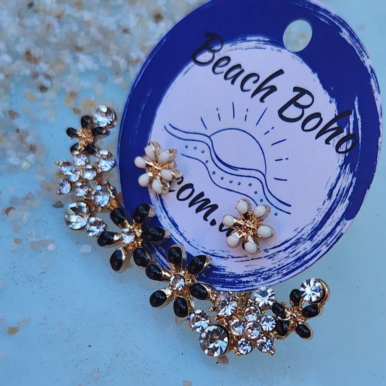 BLACK & WHITE DAISIES - BACK STUD GOLD PLATED EARRINGS - Premium earrings from www.beachboho.com.au - Just $35! Shop now at www.beachboho.com.au