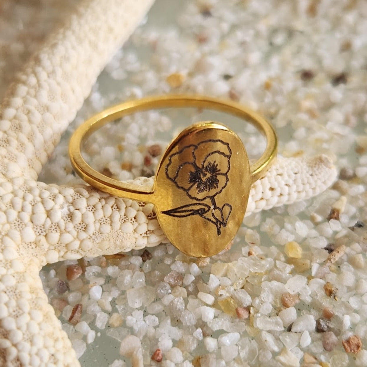 Waterproof rings clearance gold