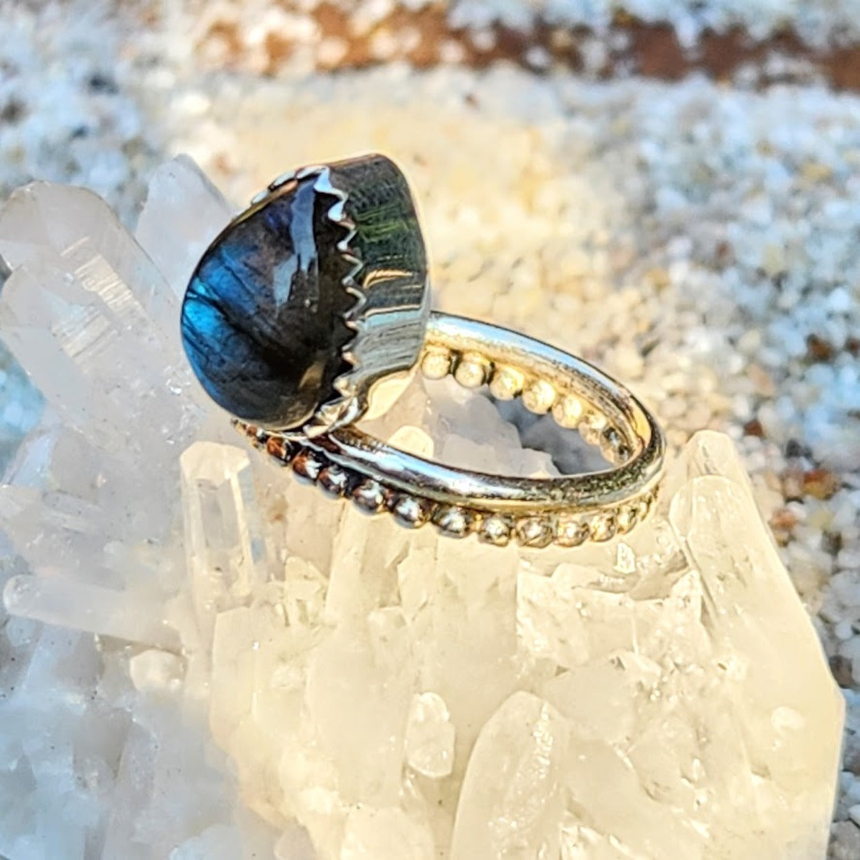 2024 Stunning 925 Sterling Silver Labradorite Garnet Ring