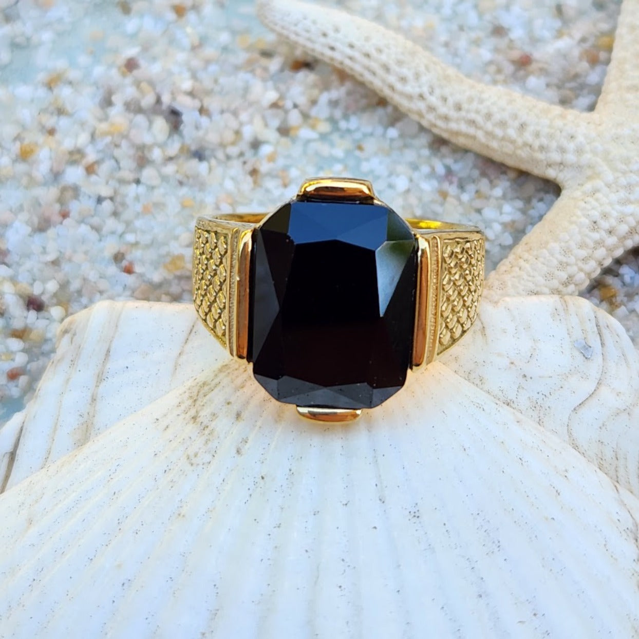 NOIR EN BLU - WATERPROOF MEN'S ONYX OR SAPPHIRE 18K GOLD RING - Premium Rings from www.beachboho.com.au - Just $90! Shop now at www.beachboho.com.au