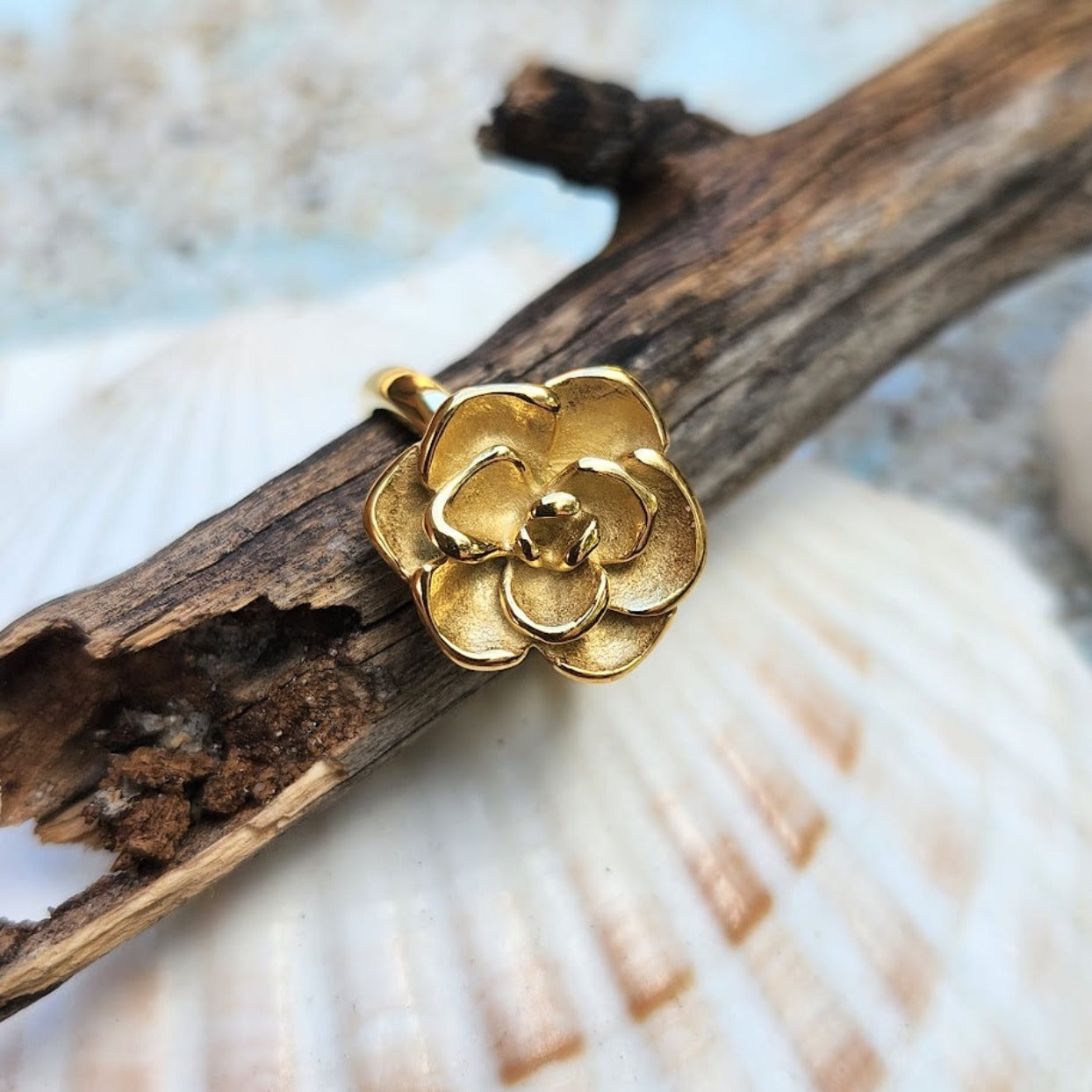 GOLDEN ROSE  - WATERPROOF 18K GOLD RING - Premium Rings from www.beachboho.com.au - Just $55! Shop now at www.beachboho.com.au