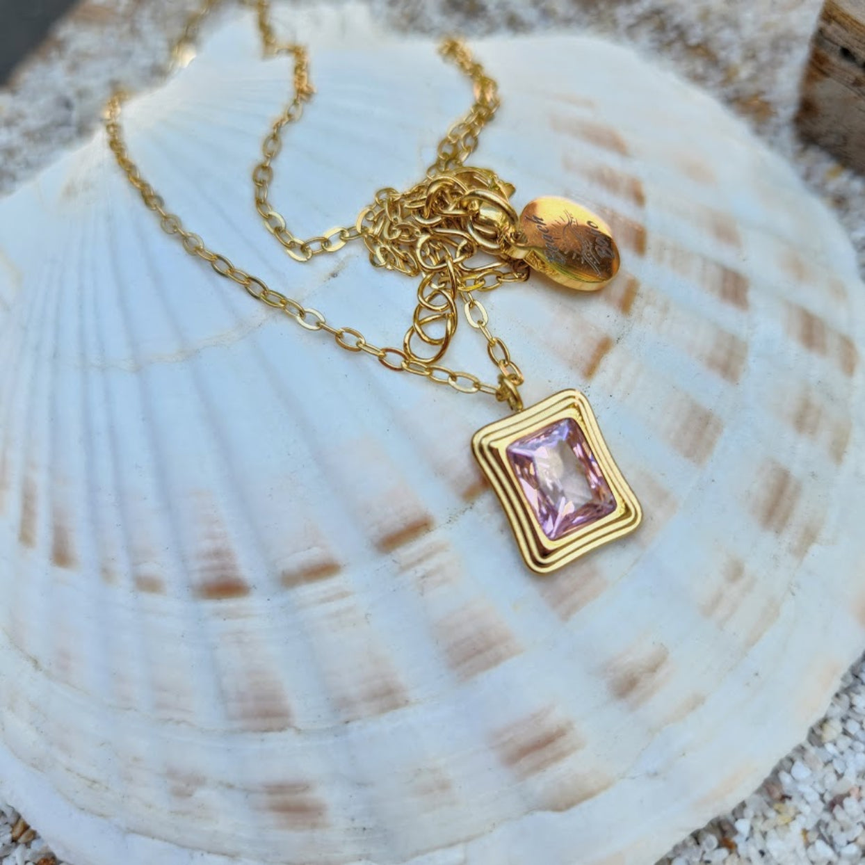 ROSE QUARTZ  - WATERPROOF 18K GOLD PENDANT NECKLACE