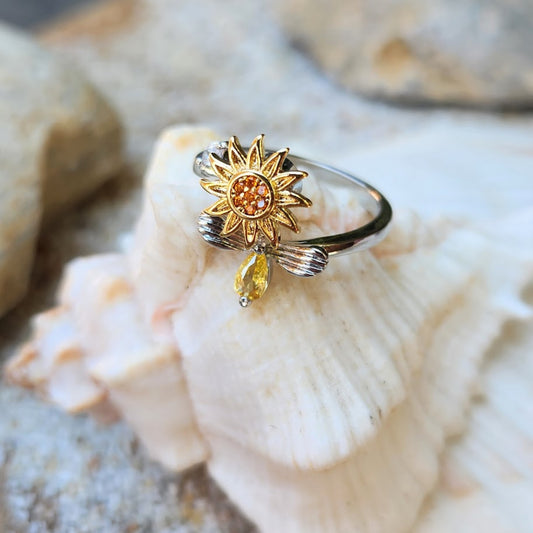 SUNSHINE  - DAISY & BEE CZ ADJUSTABLE FIDGET WATERPROOF 18K GOLD RING