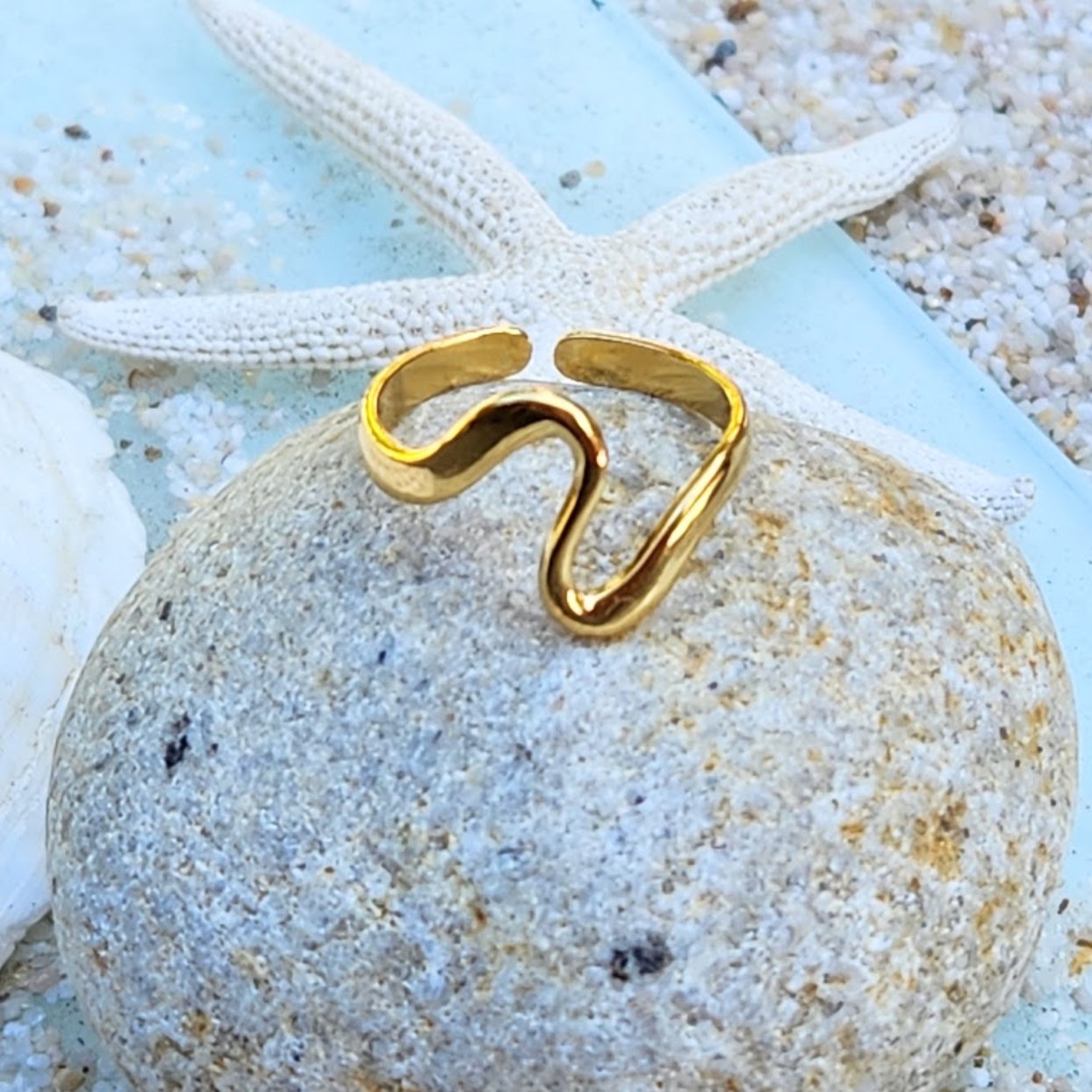 BEACH WAVES  - ADJUSTABLE WATERPROOF GOLD/ SILVER RING - Premium Rings from www.beachboho.com.au - Just $48! Shop now at www.beachboho.com.au